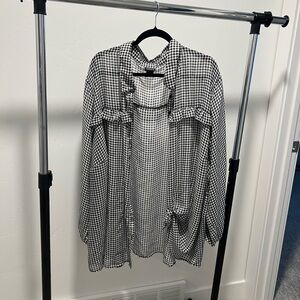 Torrid Size 6 Black and White Gingham Checked blouse